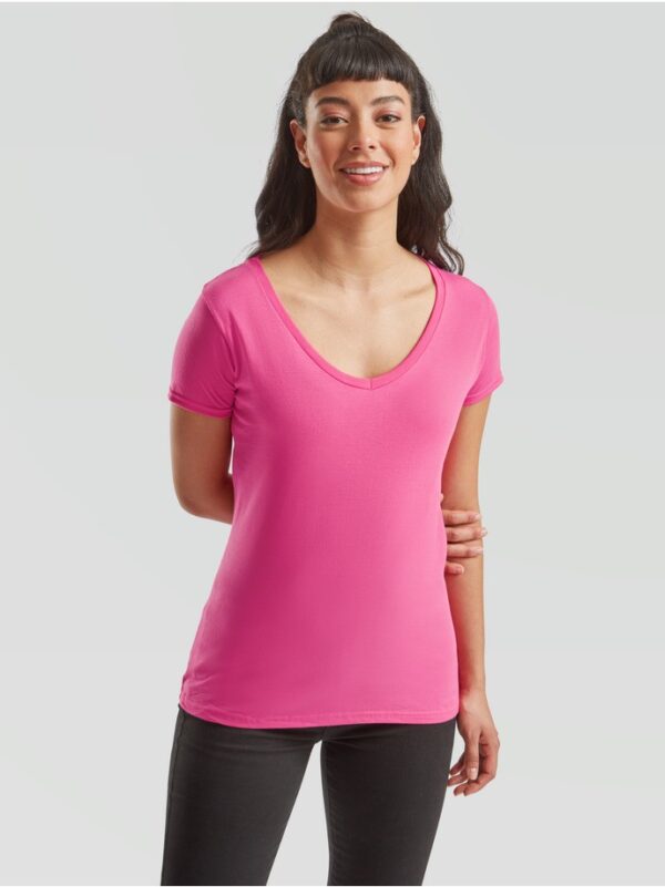 camiseta fruit of the loom ladies iconic 150 v-neck t fucsia 1 CAMISETA FRUIT OF THE LOOM LADIES ICONIC 150 V-NECK T