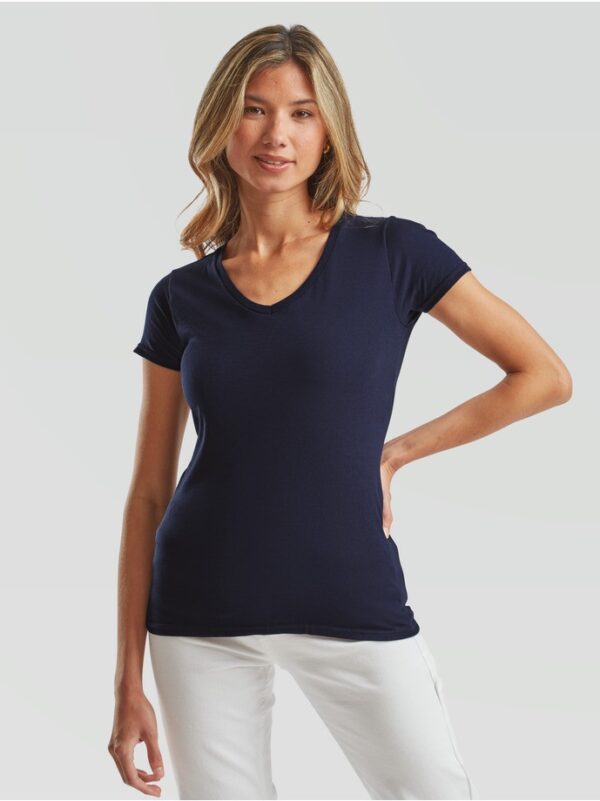 camiseta fruit of the loom ladies iconic 150 v-neck t marino oscuro 1 CAMISETA FRUIT OF THE LOOM LADIES ICONIC 150 V-NECK T