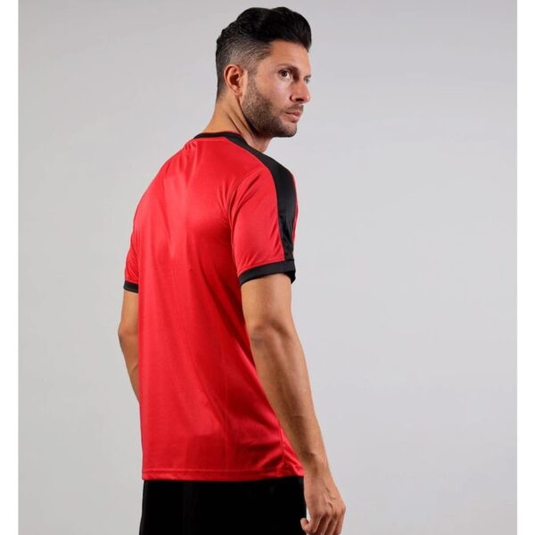 CAMISETA GIVOVA REVOLUTION