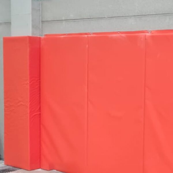 metro lineal de panel tapizado con lona para proteccion de 2m altura y grosor 60mm 3 METRO LINEAL DE PANEL TAPIZADO CON LONA PARA PROTECCION DE 2M ALTURA Y GROSOR 60MM